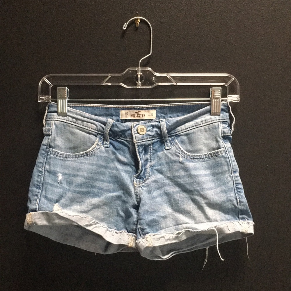 light wash hollister shorts